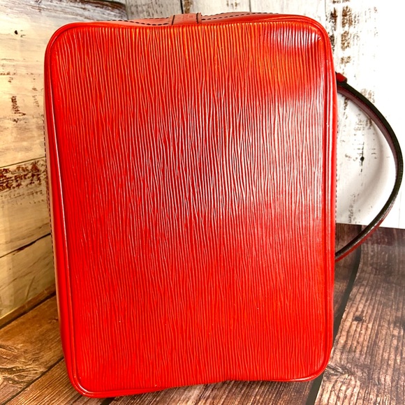 Louis Vuitton Noe GM Custom Paint like the Escale line from LV - Picture 10 of 16